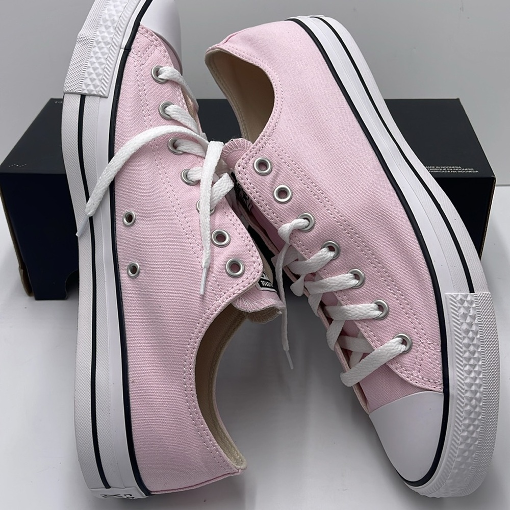 Converse Men’s A08628F
CTAS OX PINK FOAM Sneakers Chuck Taylor All Star - Picture 11 of 16